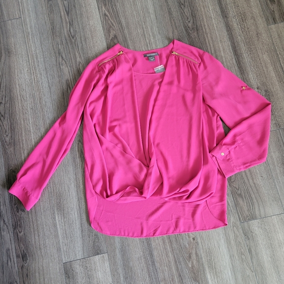 NWT Suzy Shier Blouse